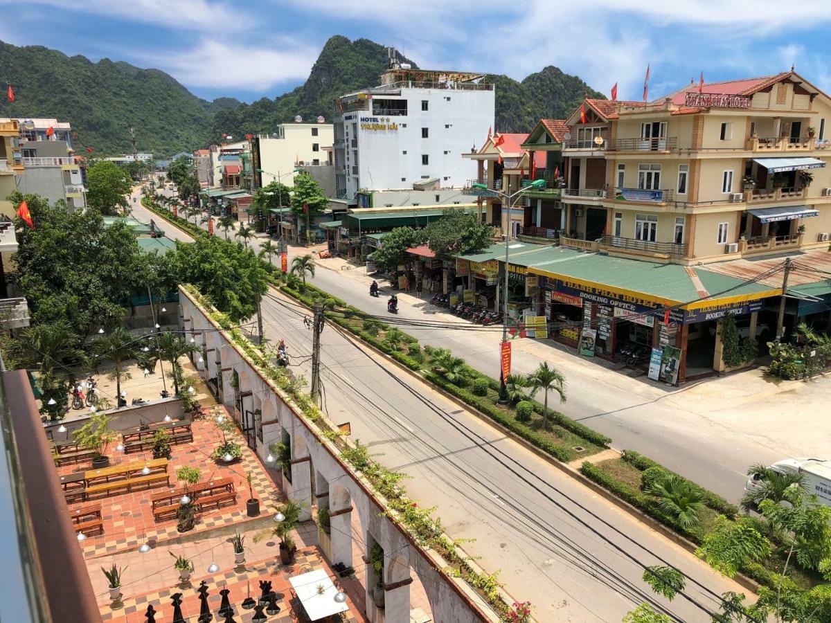Starlet Hotel Phong Nha Exterior photo